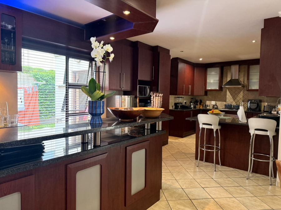 3 Bedroom Property for Sale in Safari Gardens North West